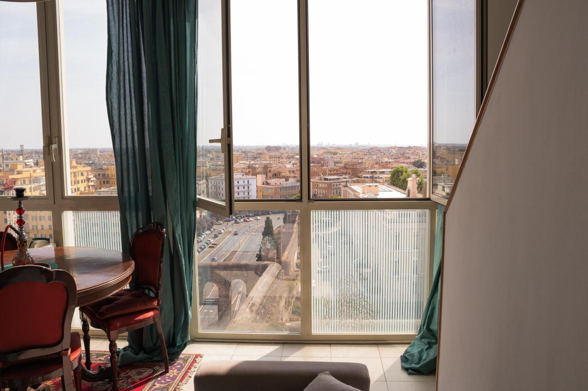 Termini, View 10th Floor Rom